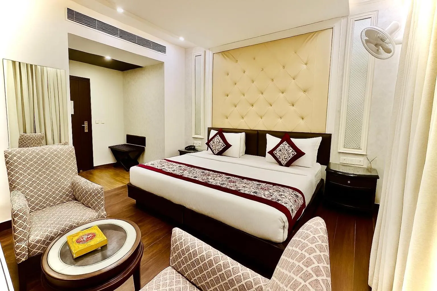 Hotel Kian By Jmd Group New Delhi