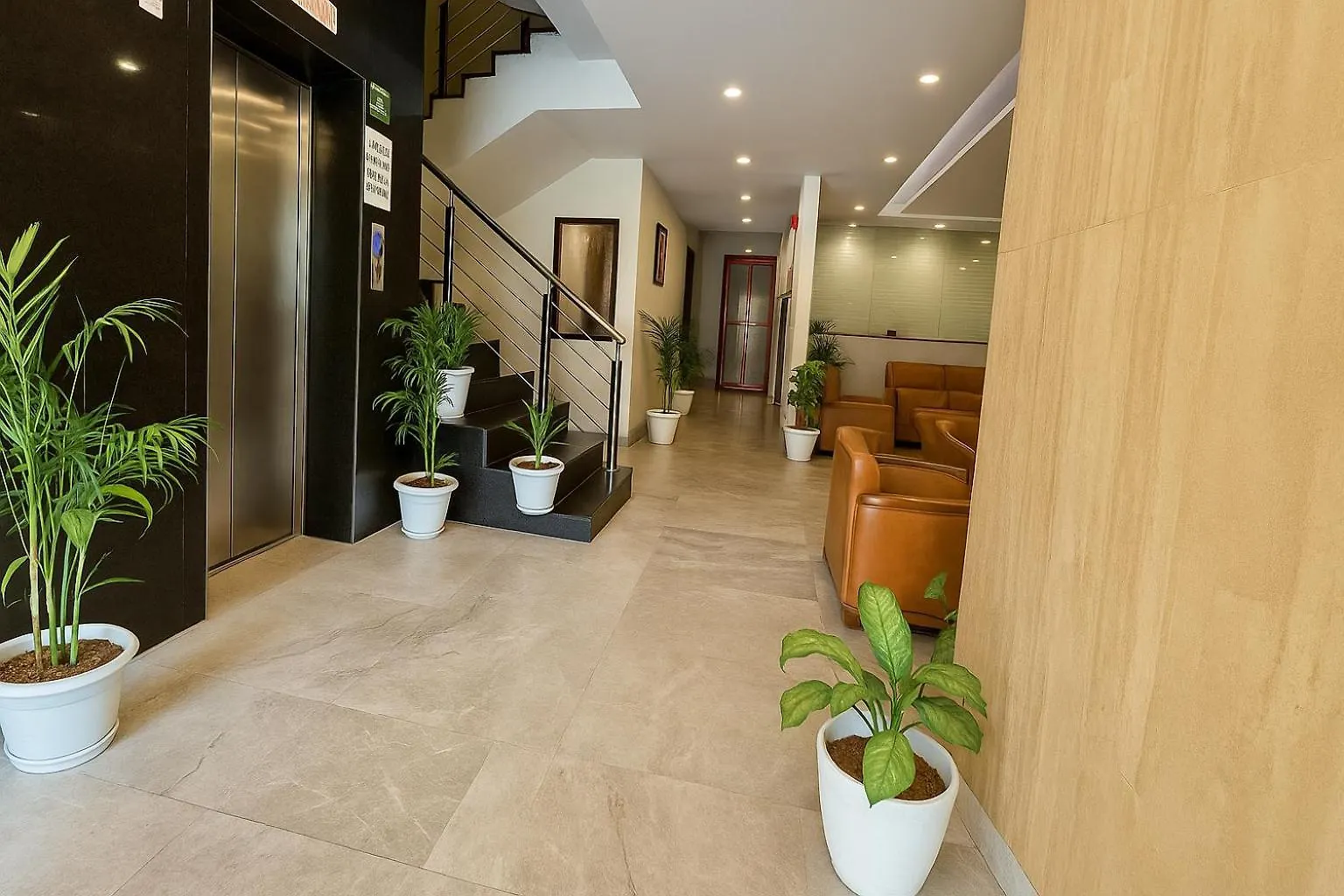 Hotel Kian By Jmd Group New Delhi